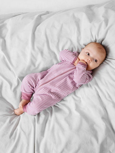 Ganzkörper-Pyjama Gestreift Reißverschluss Rosa/WeißGanzkörper-Pyjama Gestreift Reißverschluss Rosa/Weiß